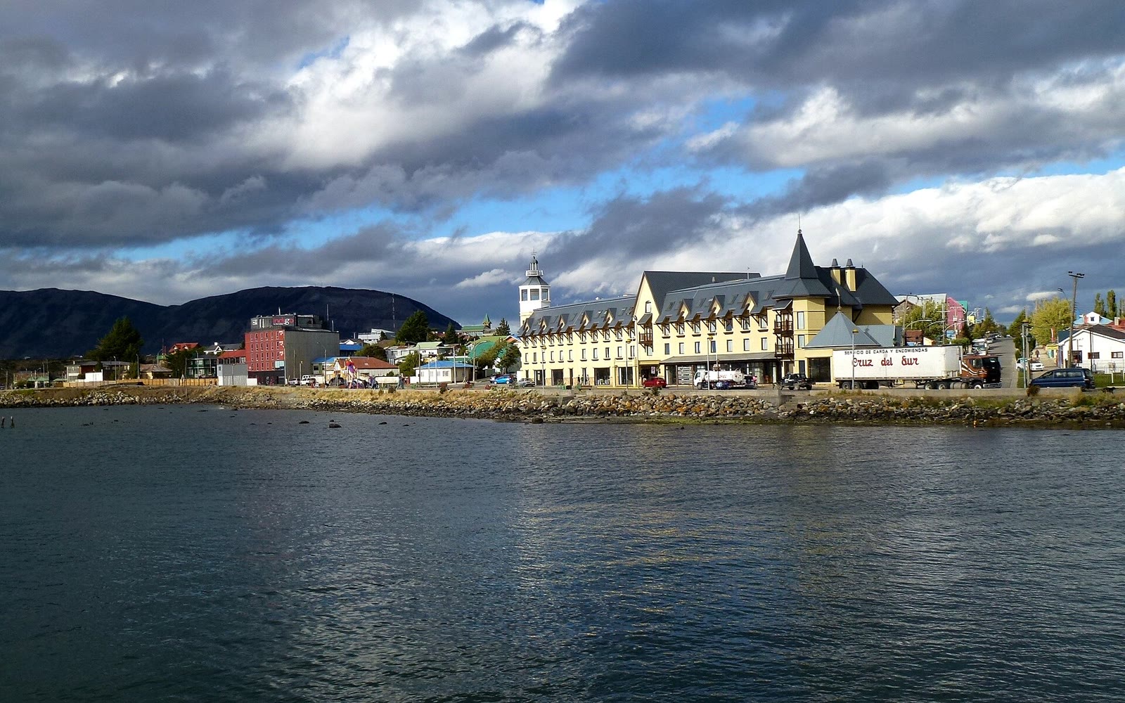 Puerto Natales Chile - panoramio
