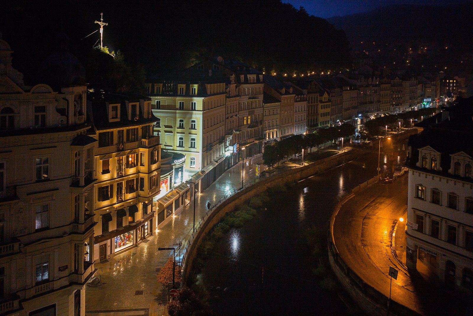 Karlovy Vary at night