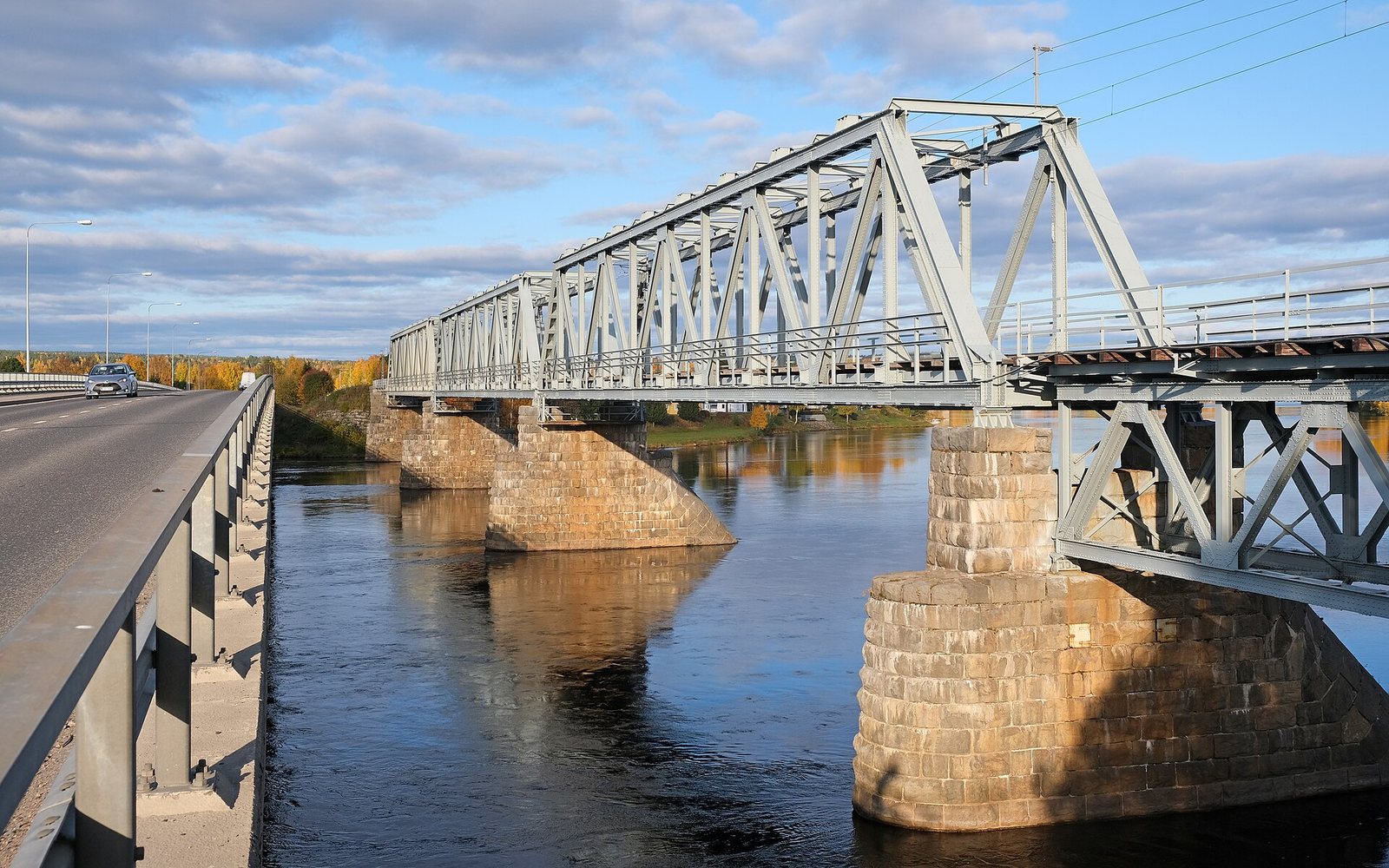 Suutarinkorva road and railway bridges 2
