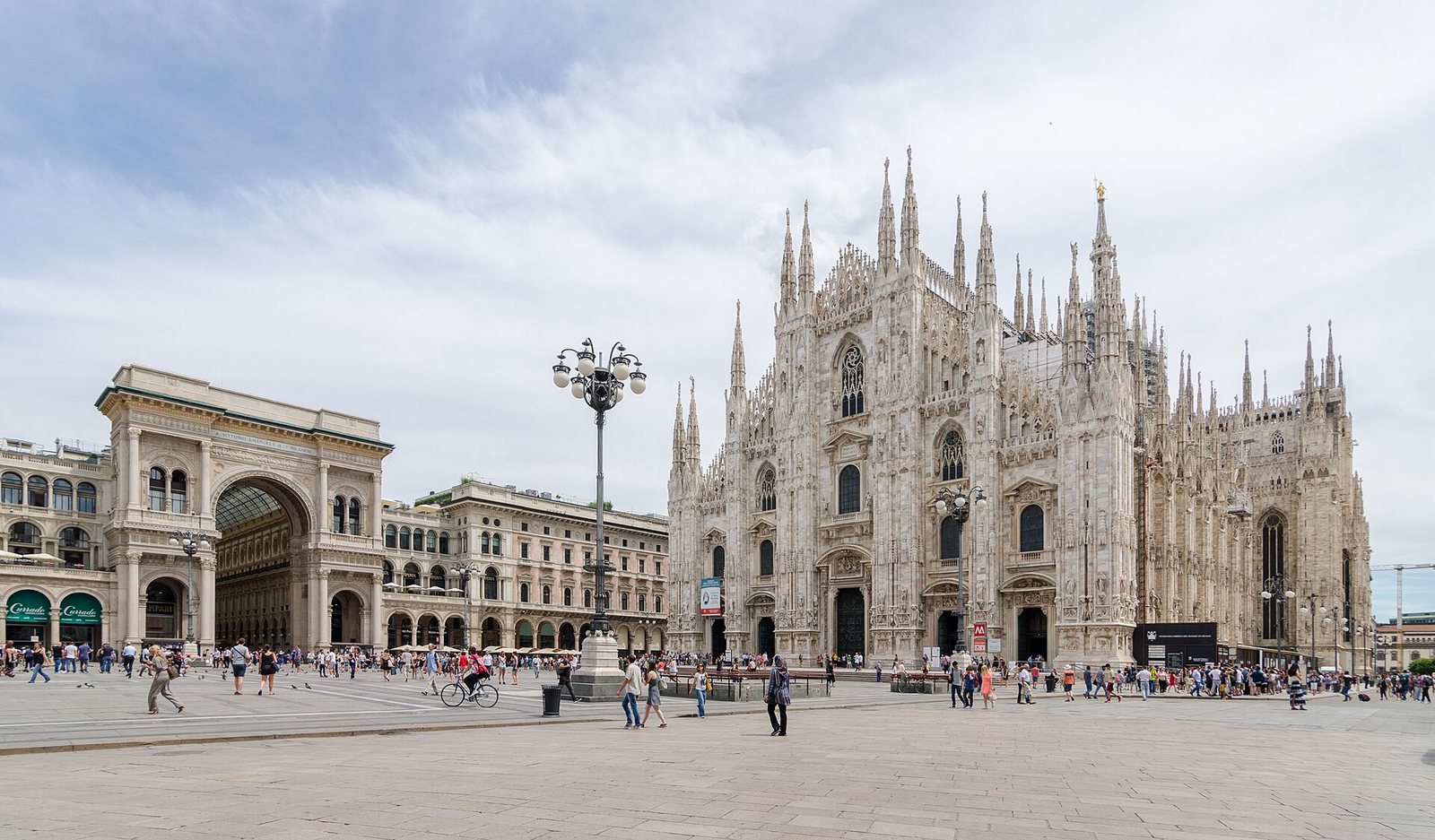 Milano, Duomo with Milan Cathedral and Galleria Vittorio Emanuele II, 2016