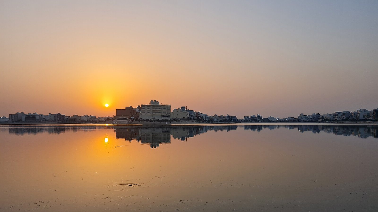 Sun rise in Khiran Resort Kuwait