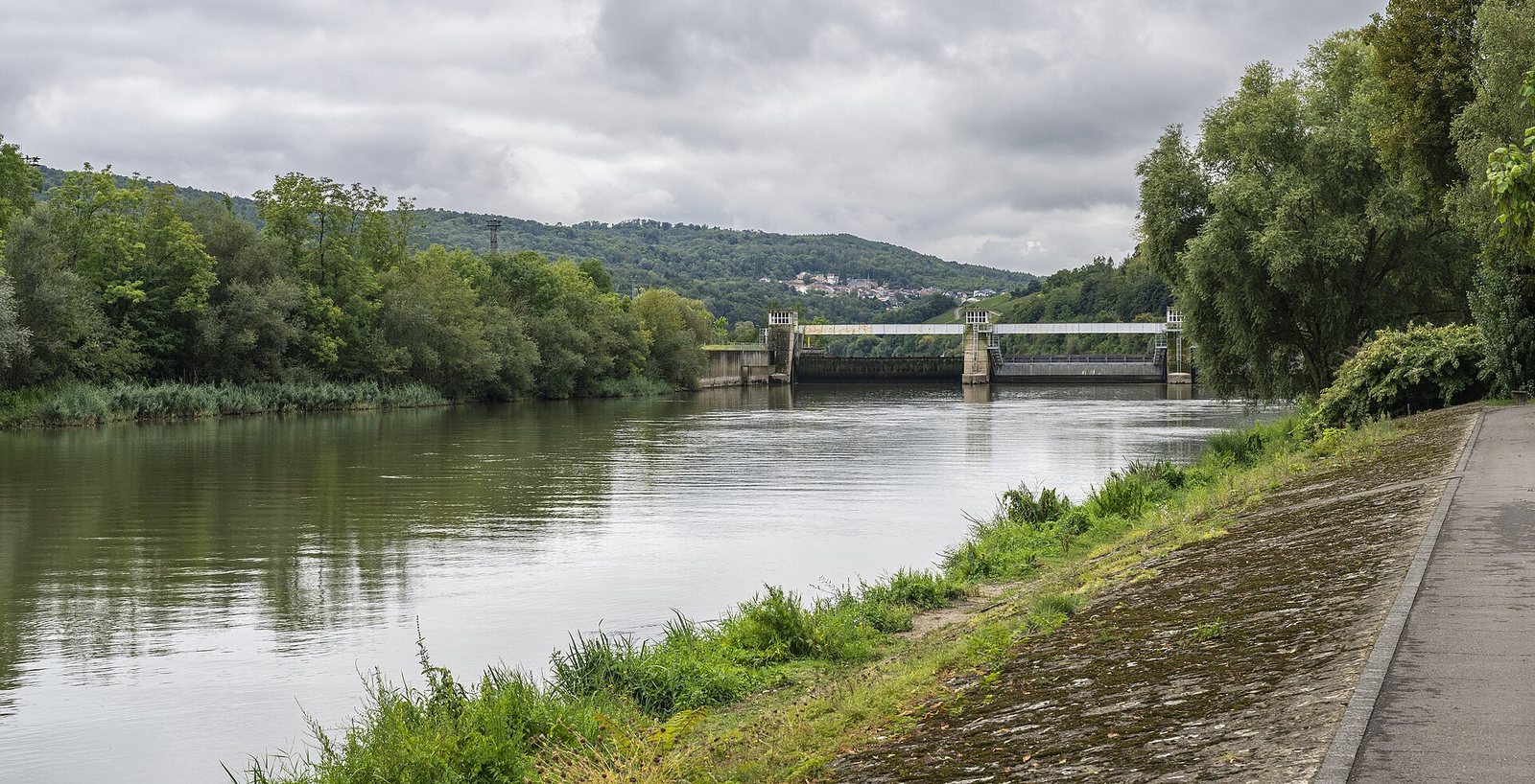 Moselle à Schengen – écluse d'Apach-Schengen