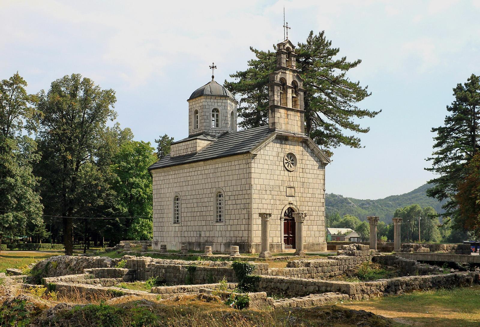 Cerkiew na Ćipurze w Cetinje 01