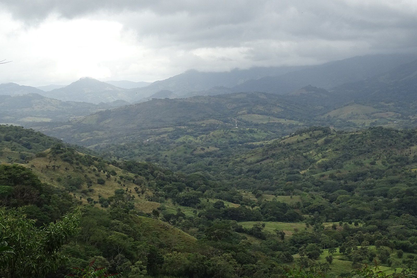 Mountain Vista outside Matagalpa - Nicaragua - 01 (31256591300)