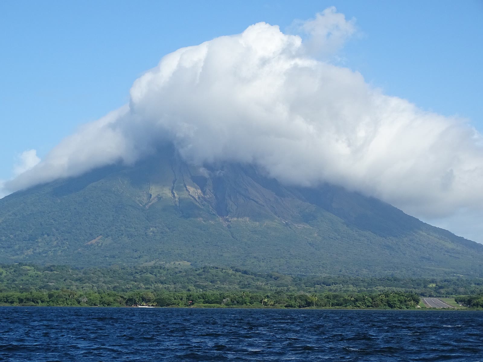 Ometepe Island with Concepcion Volcano - From Lake Nicaragua - Nicaragua - 02 (31712521586)