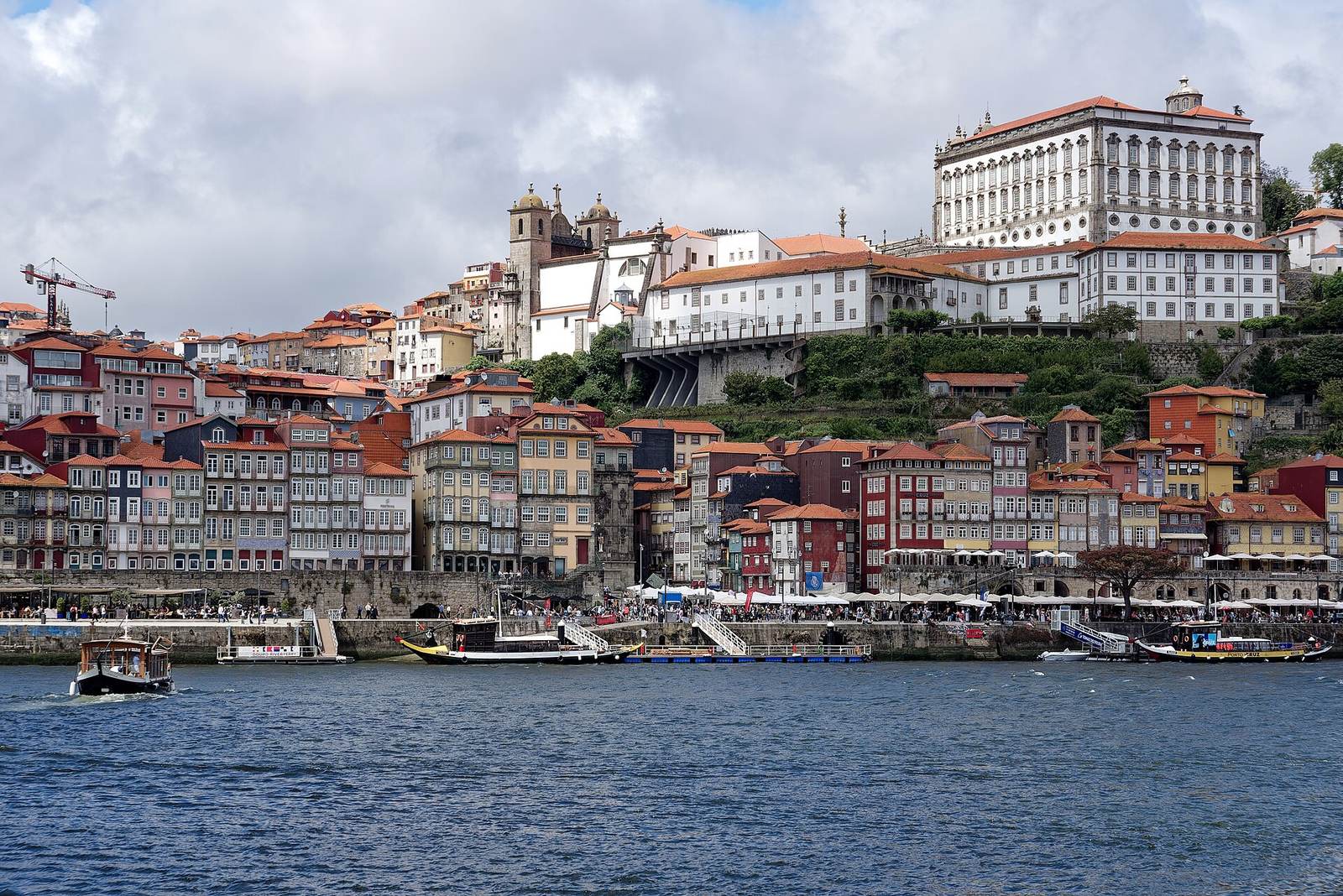 View of Porto old town from Cais de Gaia with Porto Cathedral, 20250605 1614 9873