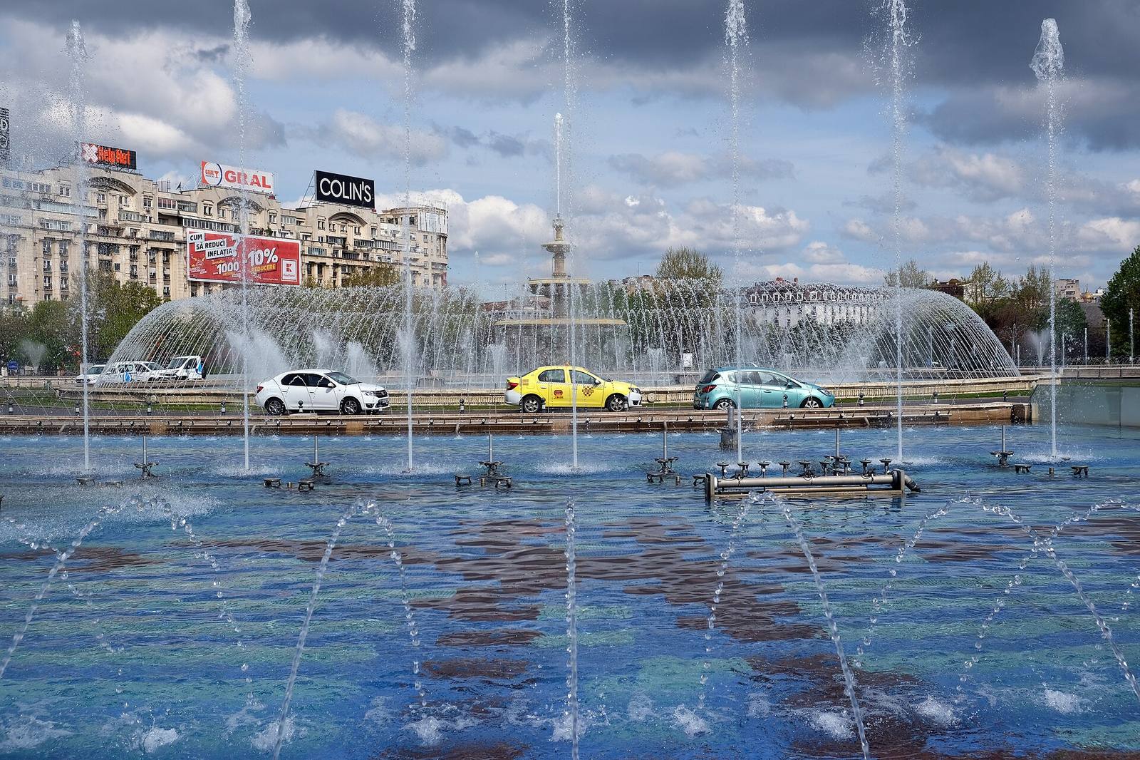 Fântânile București Piața Unirii 3