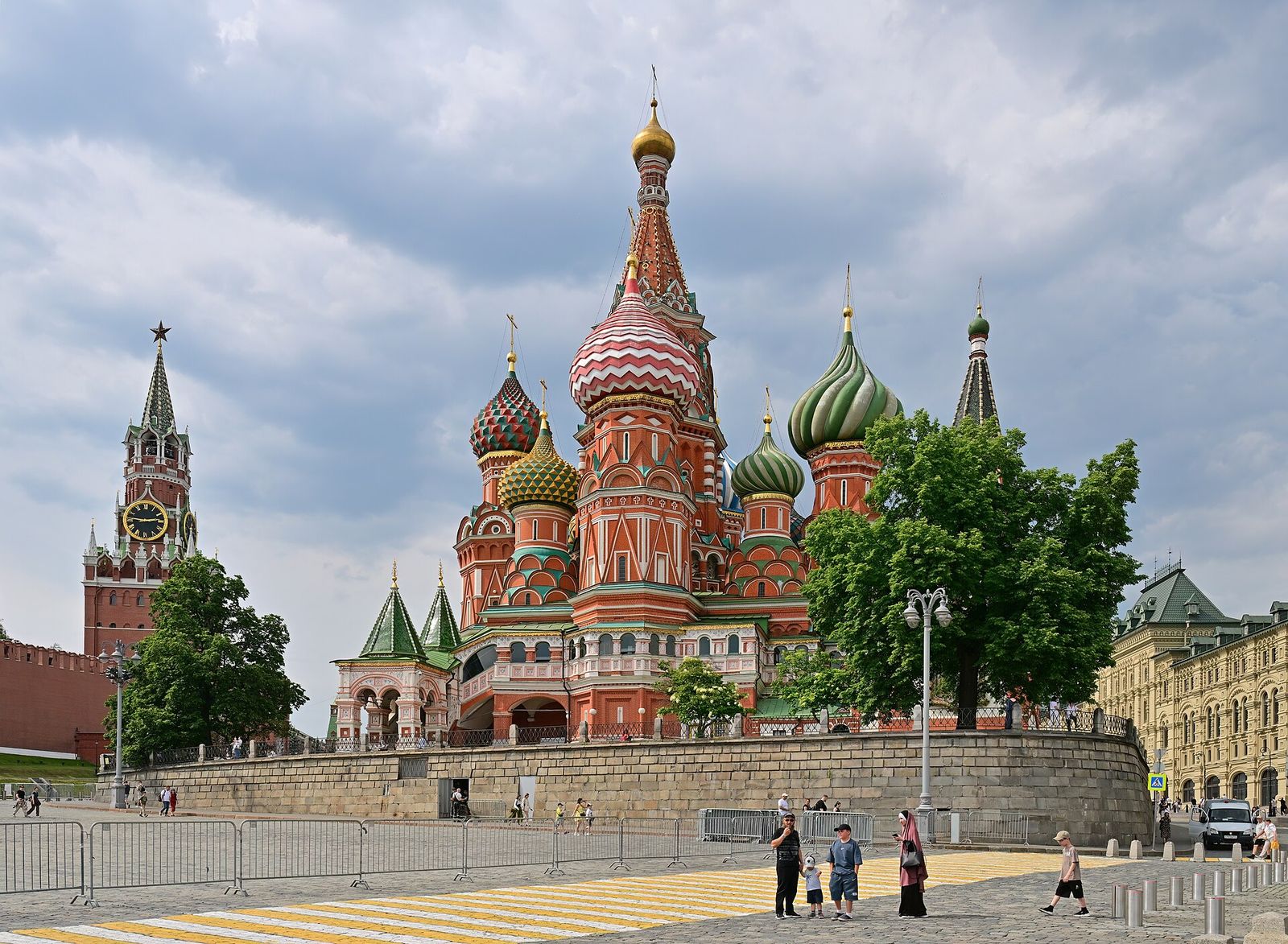 Saint Basil's Cathedral in overcast day