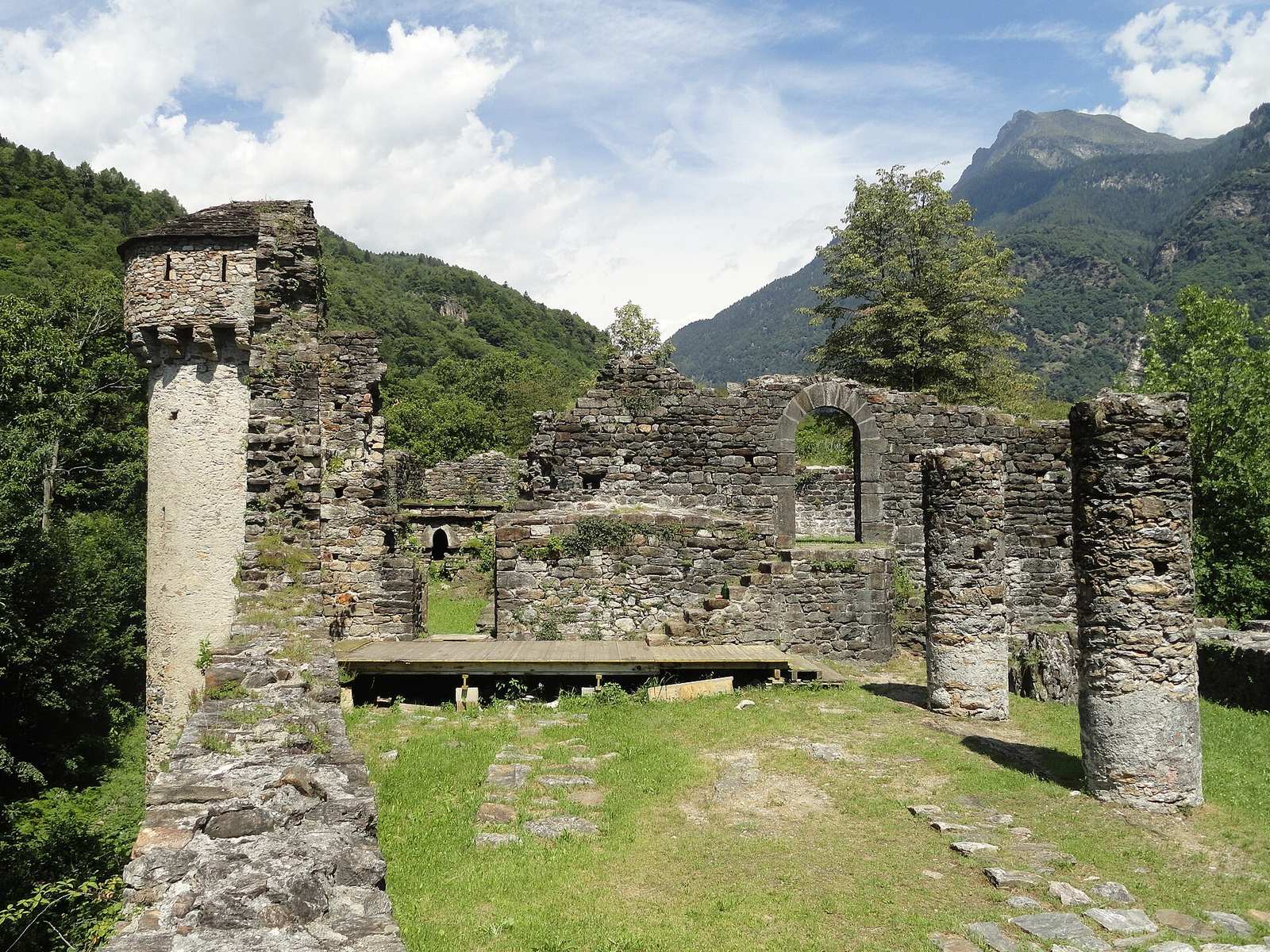 Serravalle Hauptburg