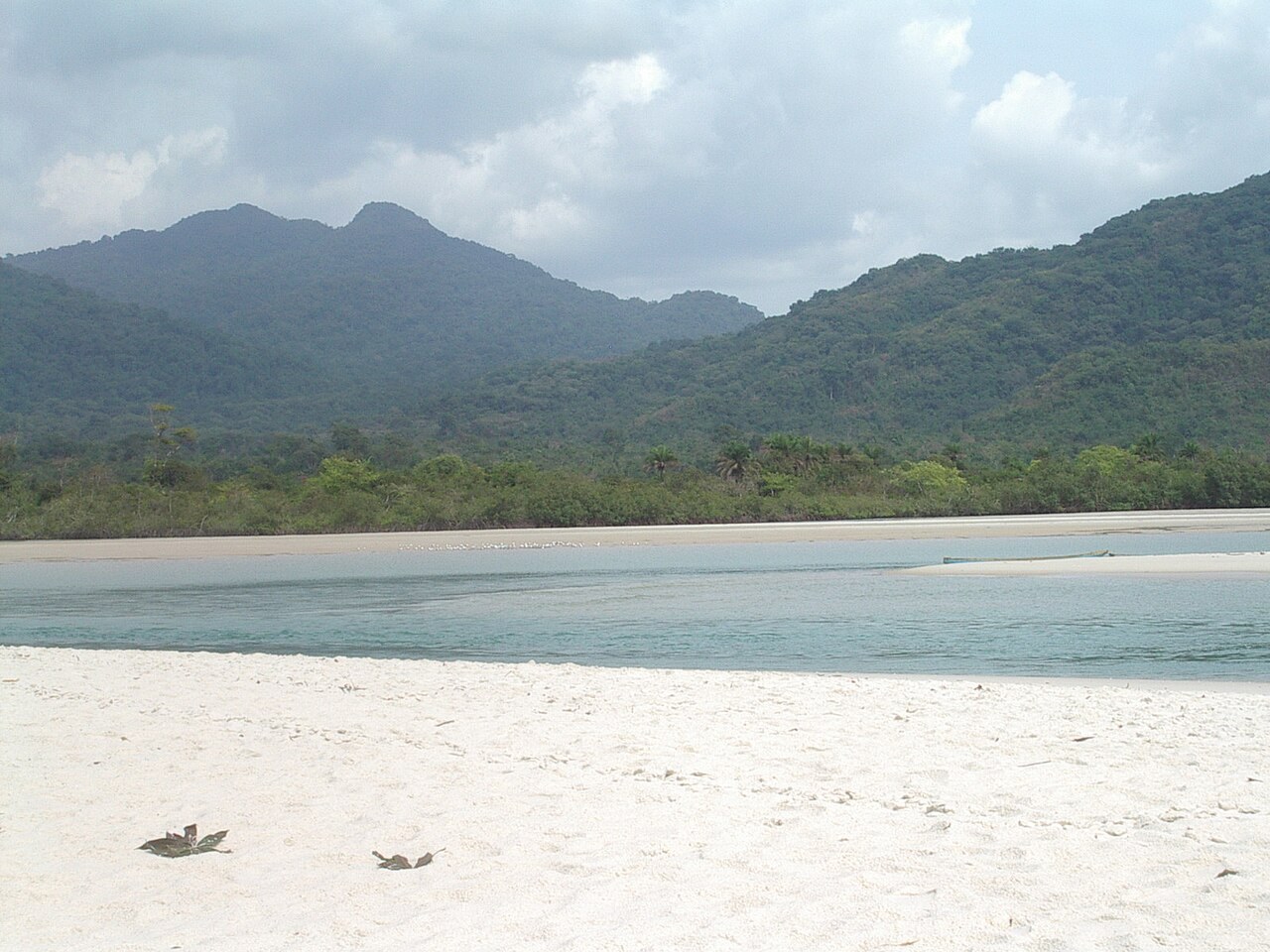 River No. 2 Beach (Sierra Leone)