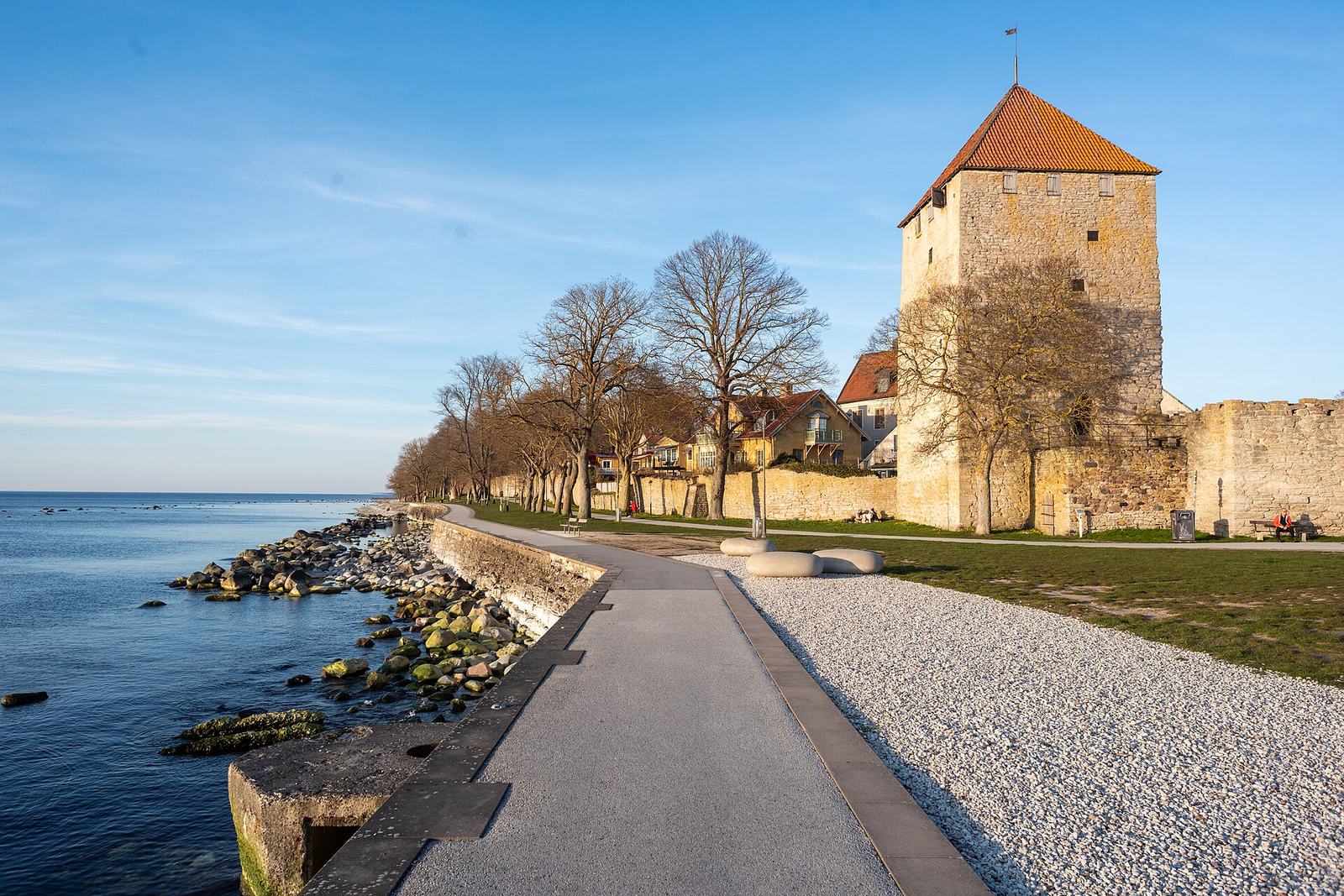 Strandpromenaden Visby April 2024 02