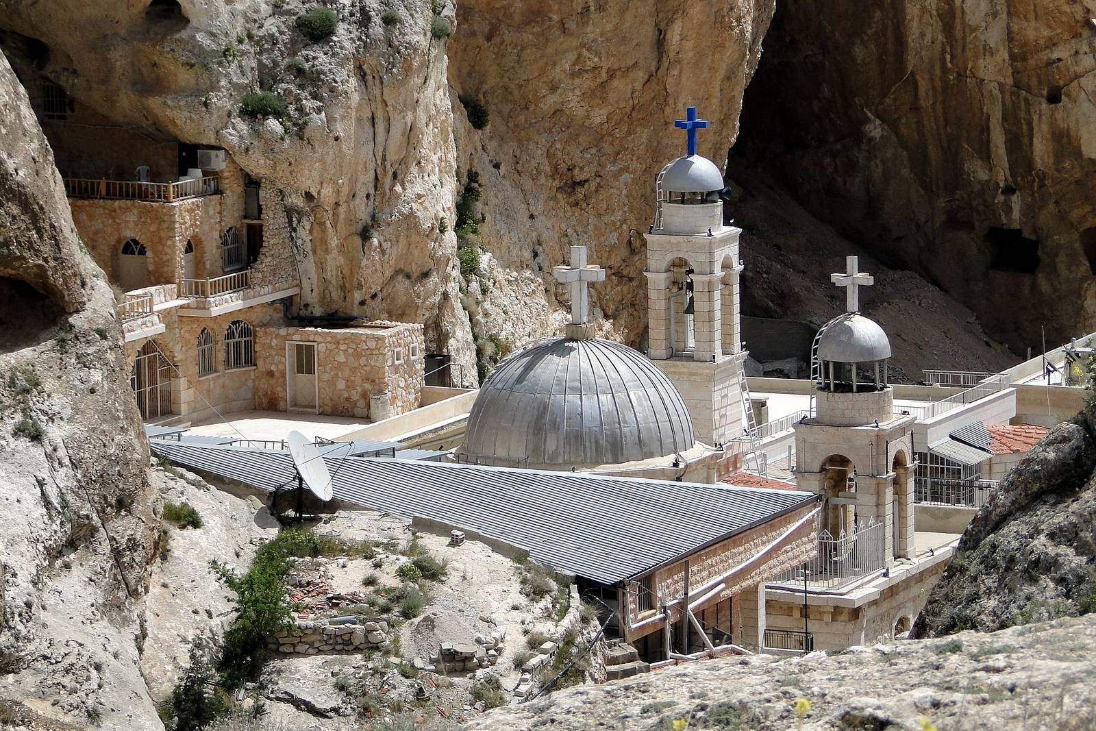 Mar Takla monastery 01