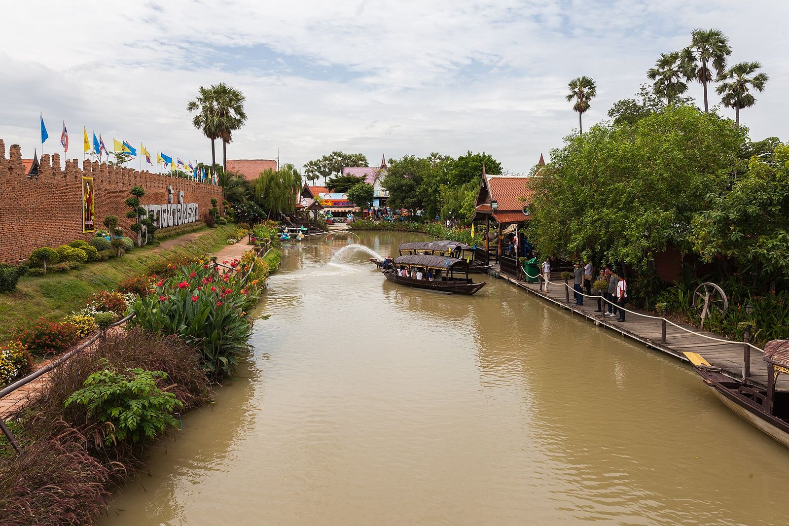 Mercado flotante, Ayutthaya, Tailandia, 2013-08-23, DD 03