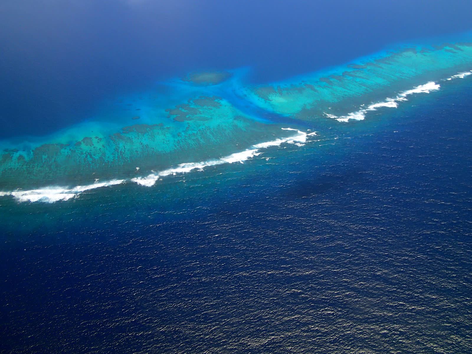 Small pass in the barrier reef of Ha'apai (Tonga)