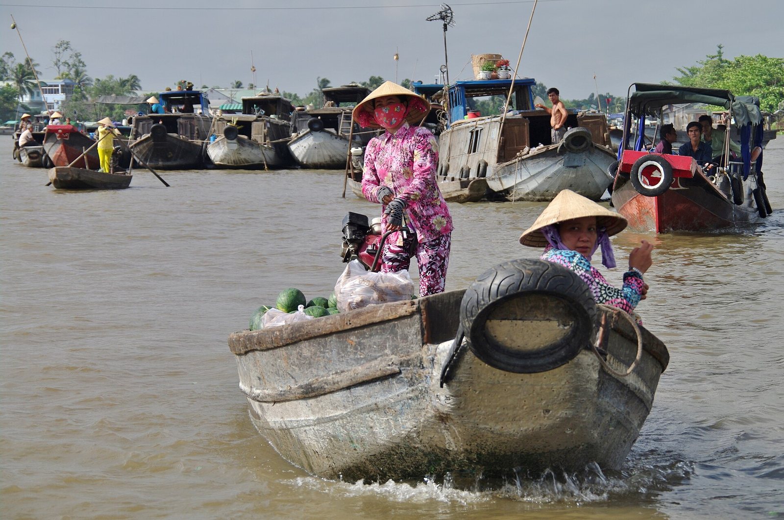 Cai Rang floating market