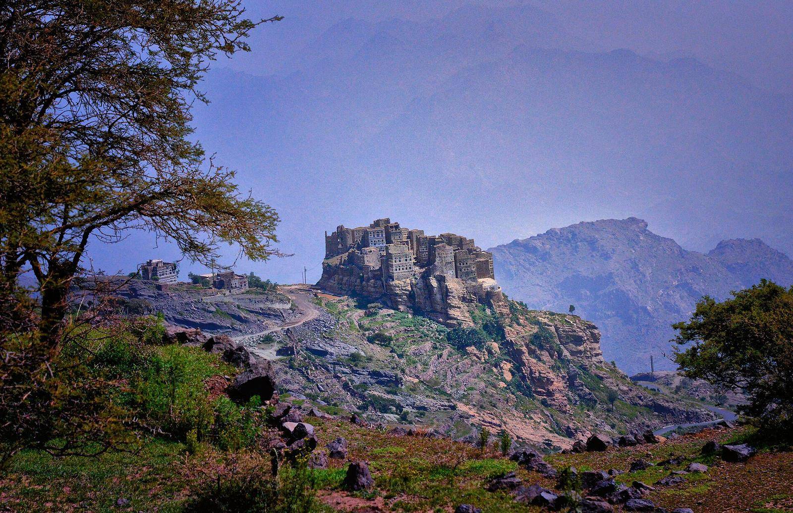 Haraz Mtn Village, Yemen (14279991401)