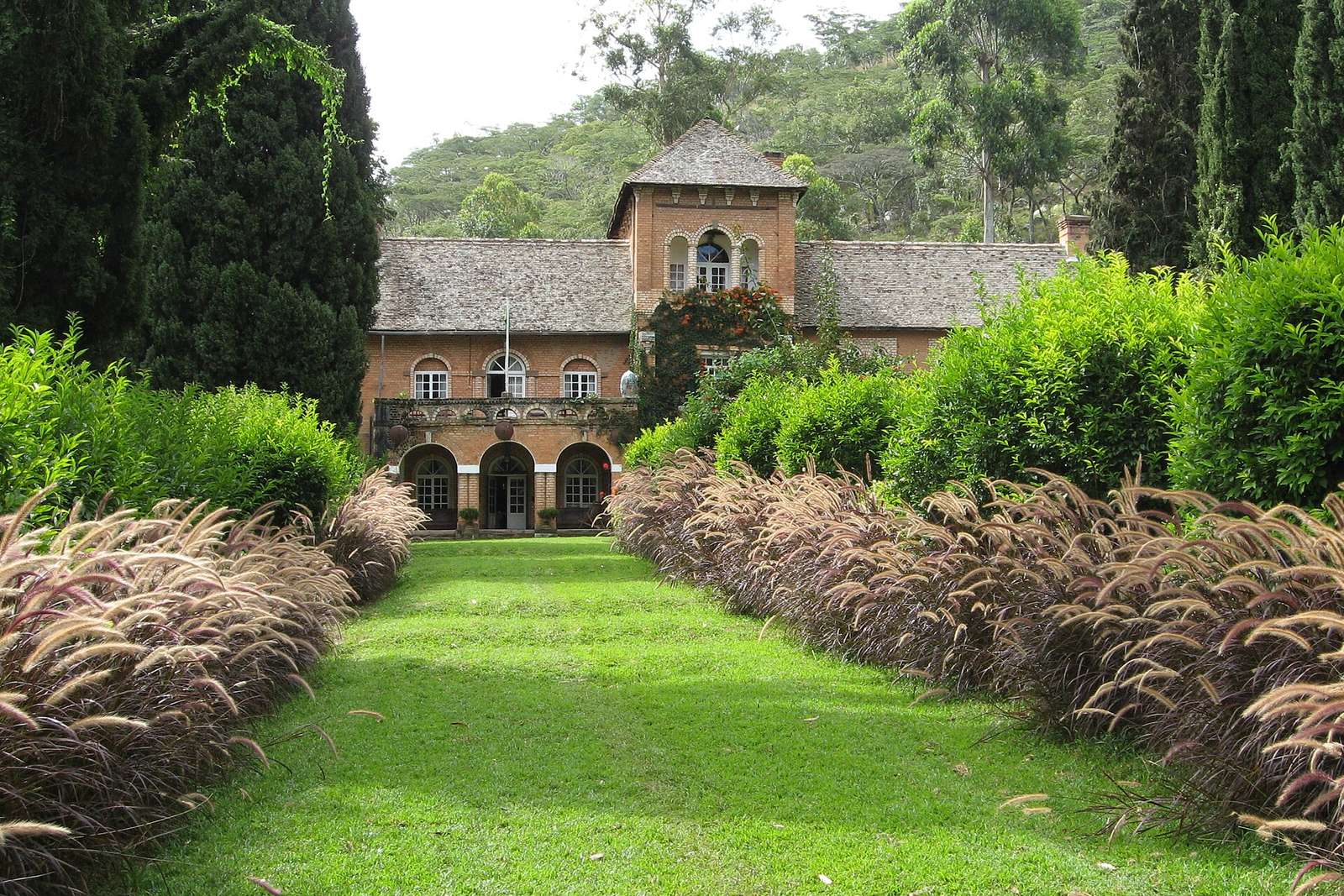 HouseatShiwaNgandu